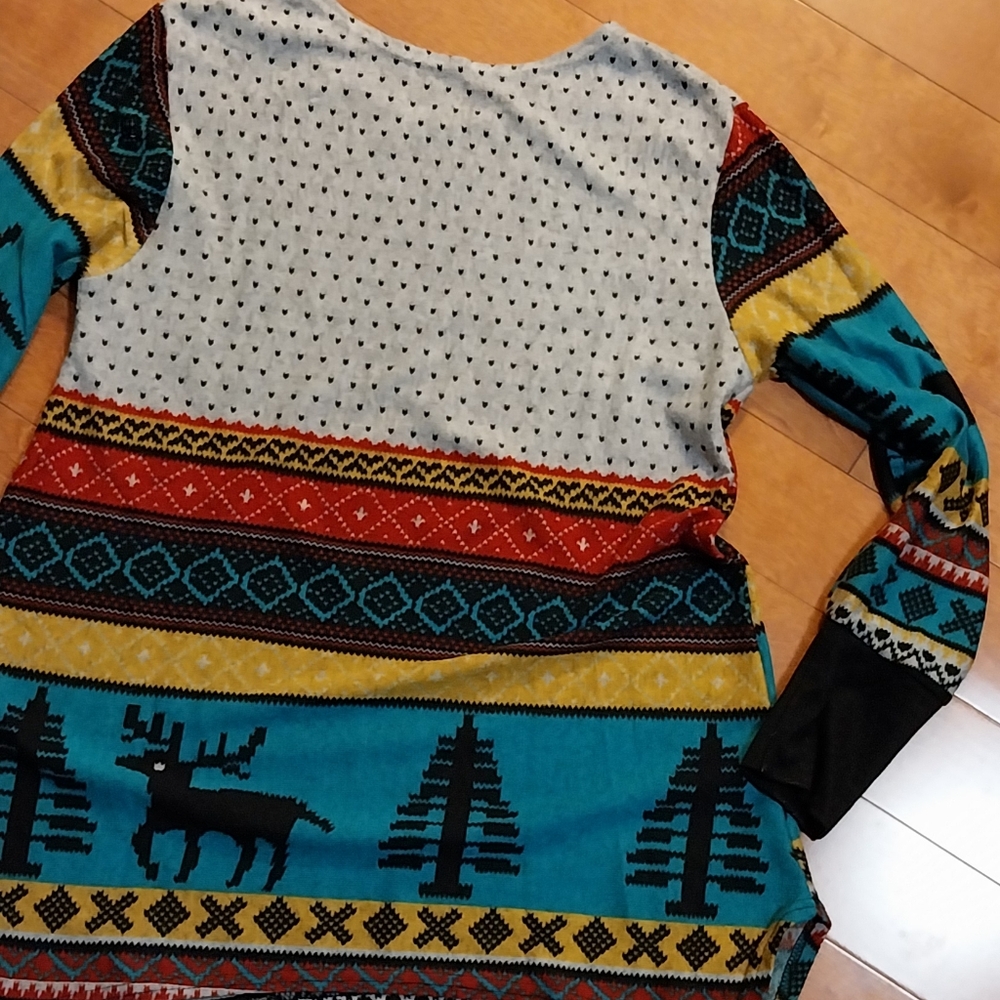 Colorful Reindeer Pattern Sweater - Picture 6 of 6